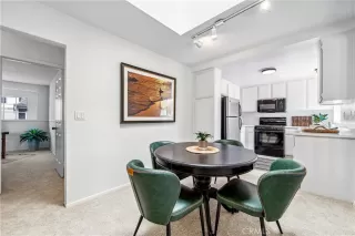 Photo #4: OC25128712 Listing 