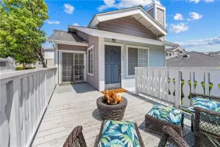 Photo #5: OC25128712 Listing 