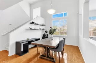 Photo #6: OC25129273 Listing 