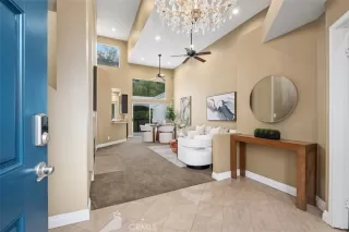 Photo #1: OC25129381 Listing