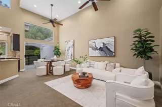 Photo #3: OC25129381 Listing