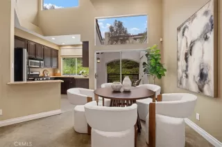 Photo #5: OC25129381 Listing