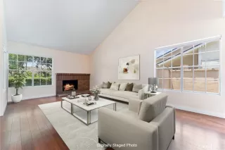 Photo #5: OC25129429 Listing 