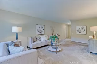 Photo #5: OC25129477 Listing 