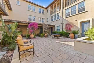 Photo #4: OC25129558 Listing 