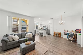 Photo #3: OC25129793 Listing 