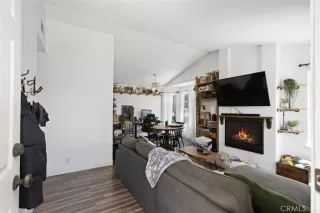 Photo #6: OC25129806 Listing