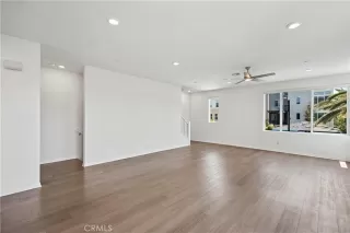 Photo #4: OC25130121 Listing 