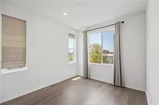 Photo #5: OC25130121 Listing 