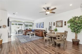 Photo #4: OC25130389 Listing