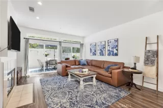 Photo #5: OC25130389 Listing