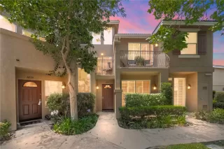 Photo #2: OC25130761 Listing 