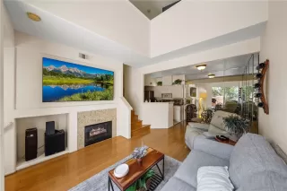 Photo #5: OC25130761 Listing 