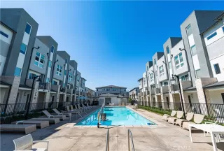 Photo #1: OC25131139 Listing 