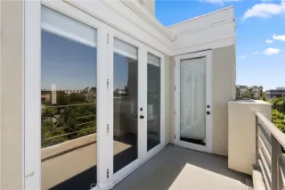 Photo #5: OC25131928 Listing