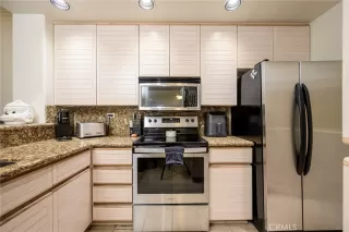 Photo #3: OC25131948 Listing