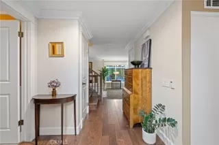 Photo #4: OC25132321 Listing 