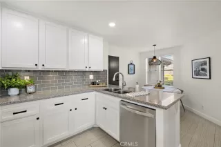 Photo #4: OC25133216 Listing 