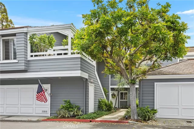 MLS: OC25133319 Condo For Sale