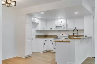 Photo #6: OC25133728 Listing 