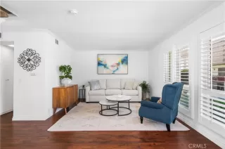 Photo #4: OC25133744 Listing 