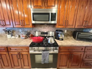 Photo #6: OC25133843 Listing 