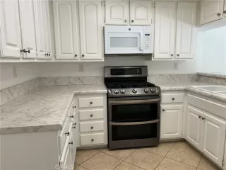 Photo #6: OC25134452 Listing 