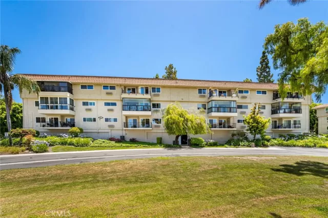 MLS: OC25134729 Condo For Sale