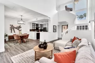 Photo #5: OC25134927 Listing 