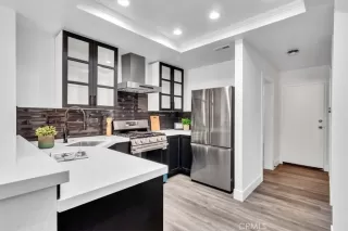 Photo #6: OC25134927 Listing 