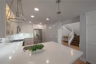 Photo #4: OC25135048 Listing