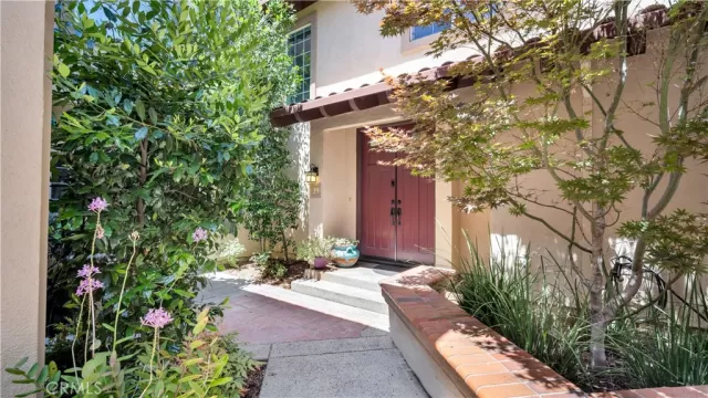 MLS: OC25135371 Condo For Sale