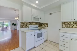 Photo #4: OC25135486 Listing 