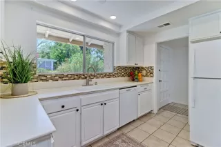 Photo #5: OC25135486 Listing 