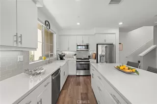 Photo #4: OC25135539 Listing 