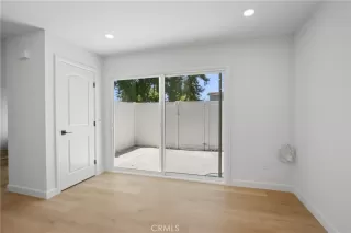 Photo #4: OC25135550 Listing