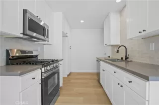 Photo #5: OC25135550 Listing