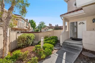 Photo #2: OC25135902 Listing 