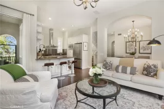 More Details about MLS # OC25136288 : 6 VIA AMANTI