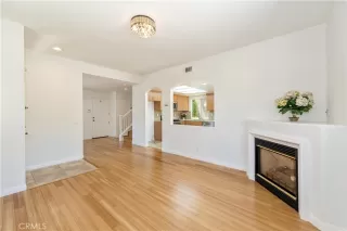 Photo #4: OC25136387 Listing 