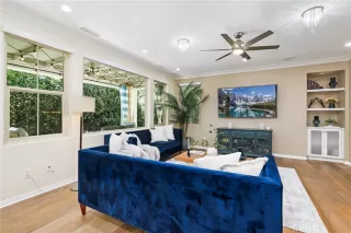 Photo #4: OC25136505 Listing 