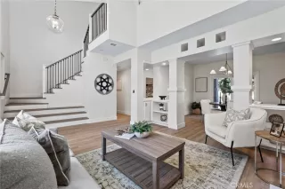 Photo #5: OC25136600 Listing 