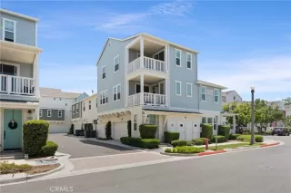 Photo #1: OC25136869 Listing