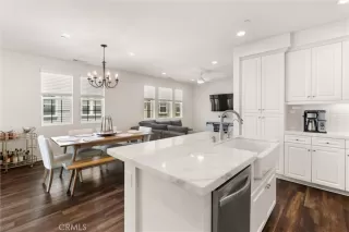 Photo #6: OC25136869 Listing