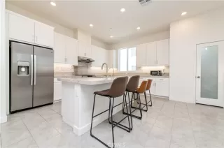 Photo #6: OC25136905 Listing 