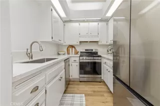 Photo #5: OC25137056 Listing 