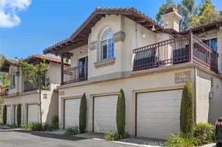 Photo #1: OC25137125 Listing 