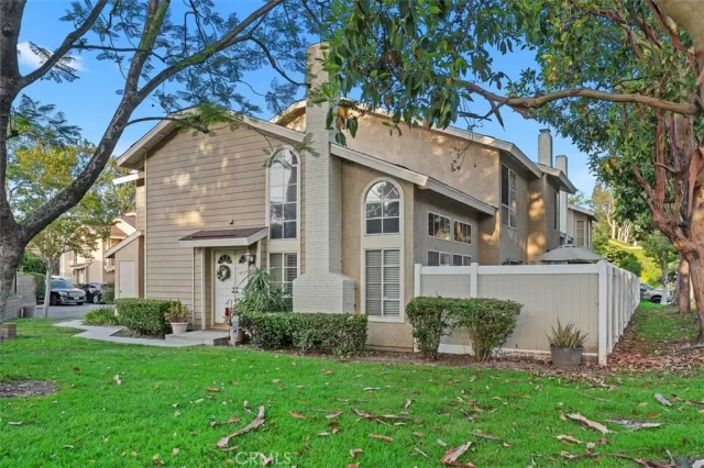 MLS: OC25137296 Condo For Sale