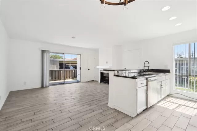 MLS: OC25137377 Condo For Sale