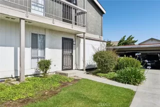 Photo #2: OC25137377 Listing 